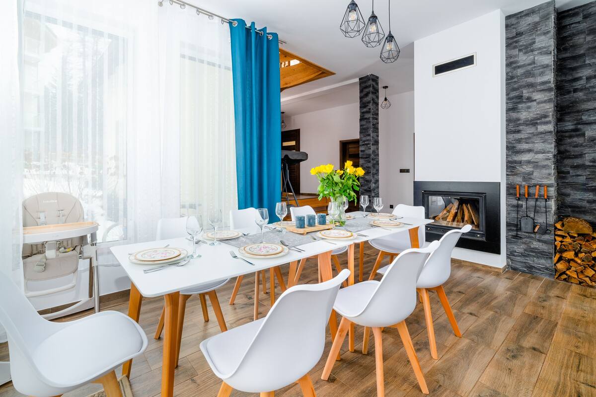 House (Sarnia 37) | Living area | 30-inch plasma TV with satellite channels, TV