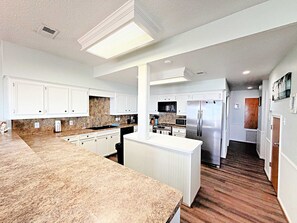Fridge, microwave, oven, stovetop - Mermaid Manor - Beachfront, Sun, Sand, Good Times! (Surfside Beach)