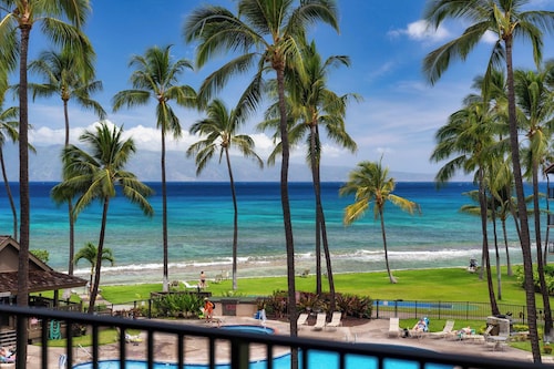 OCEAN and POOL View, remodeled 2 bdrm condo with A/C - PAPAKEA K406