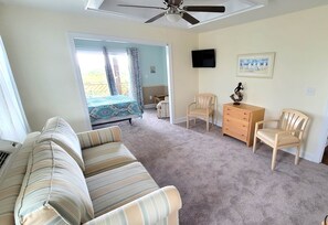 5 عدّة غرف نوم وواي فاي وملاءات أسرّة