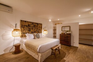 5 bedrooms, in-room safe, free WiFi, bed sheets