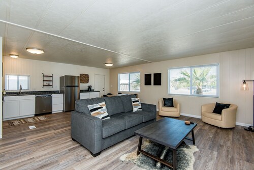 Fort Mohave charming home/perfect desert getaway