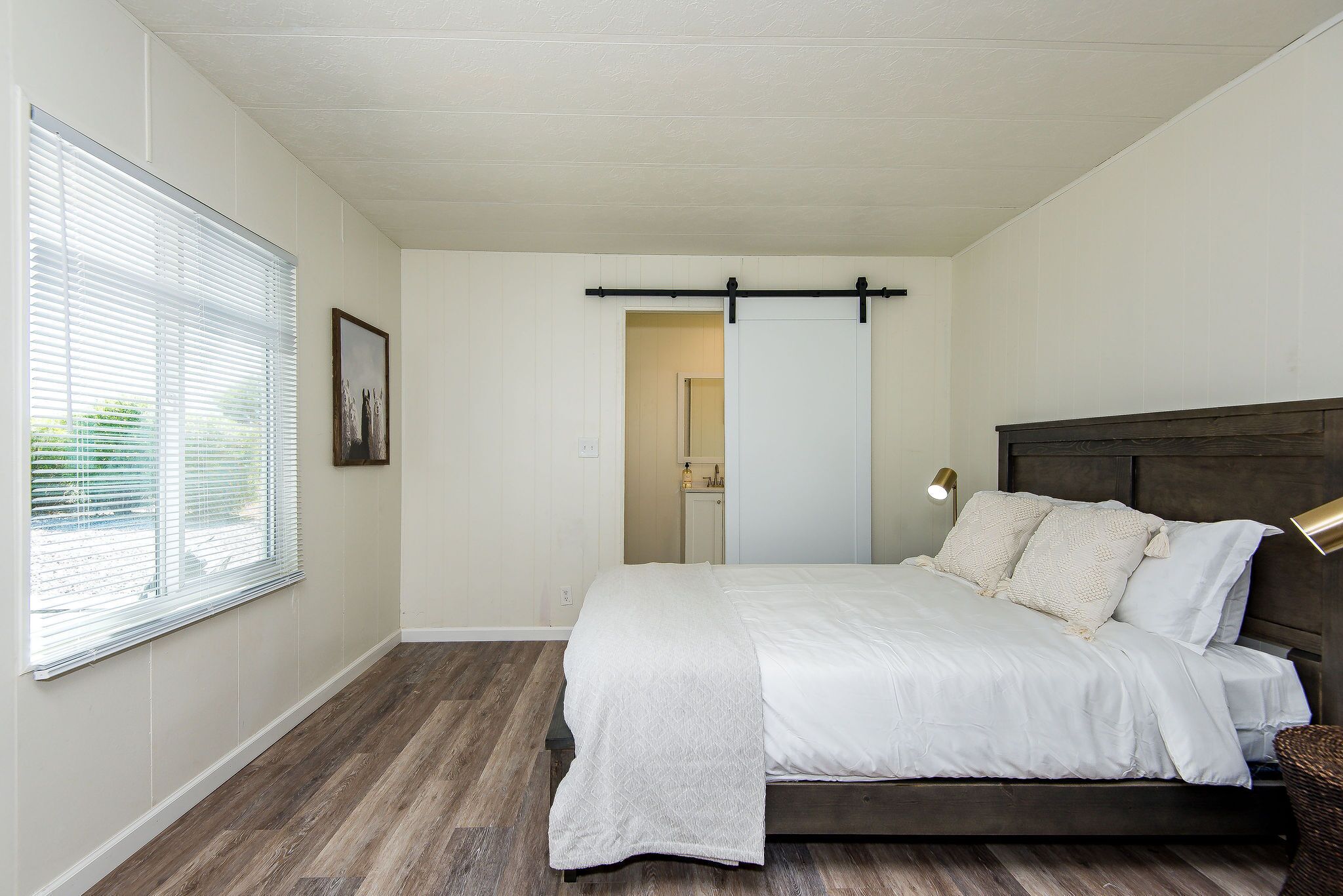 2 habitaciones, tabla de planchar con plancha y wifi gratis 