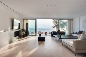 Villa Royal - 4 sovrum - privat pool - havsutsikt | Vardagsrum | Smart-tv, eldstad och golvvärme
