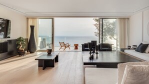 皇家别墅, 4 间卧室, 私人游泳池, 海景 | 客厅 | 智能电视、壁炉、加热地板