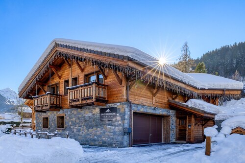5* LUXURY CHALET WITH SPA AND SAUNA