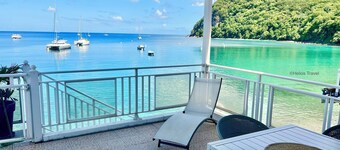 Ti Cabanon. Sea view apartment in the center of Deshaies