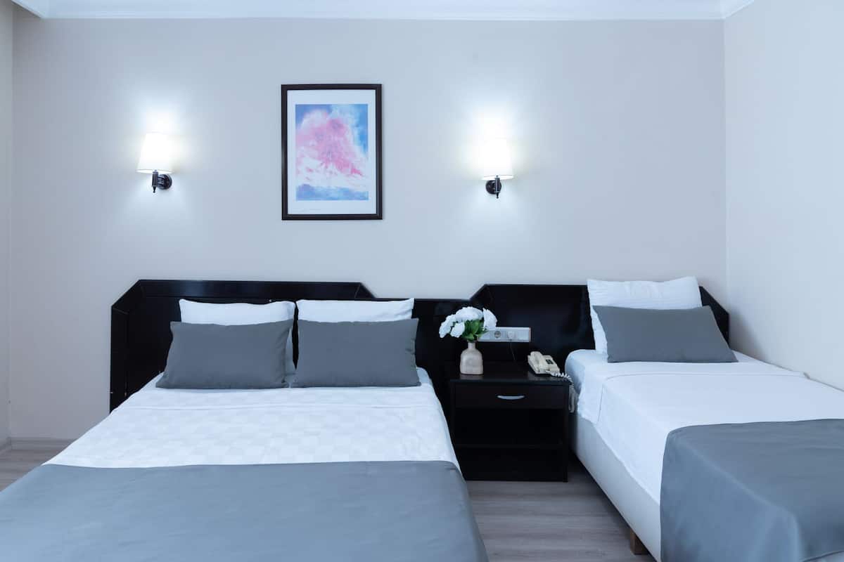 Standardzimmer, 1 Schlafzimmer, am Strand | Zimmersafe