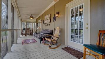 Smart TV, fireplace, foosball, books