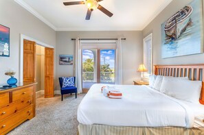 5 bedrooms, free WiFi - Blue Heron - Dog Friendly, Community Pool, Across from Beach, Sunset Beach! (St. George Island)