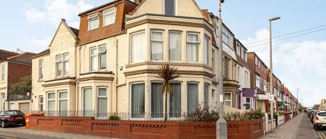 Cottage | Front of property