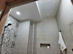 Shower, hair dryer, bidet, towels - Edy's STD03 (Agadir)