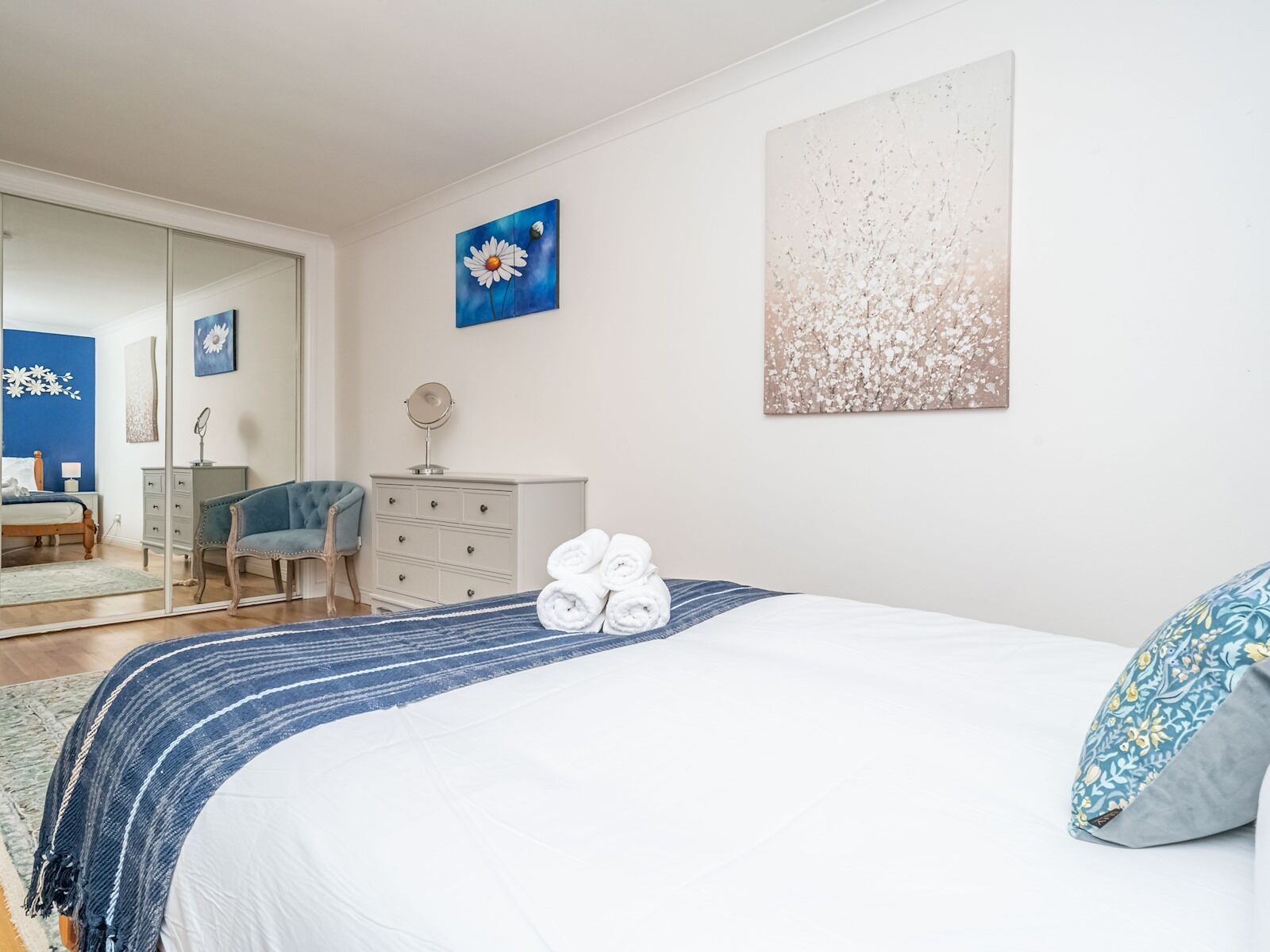 2 bedrooms, laptop workspace, free WiFi, bed sheets