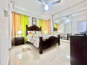 2 bedrooms, iron/ironing board, travel crib, free WiFi