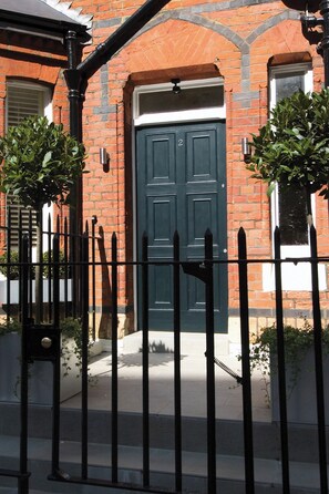 Exterior - Belgravia Apartments (London)