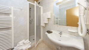 Bathroom - Hotel Valsorda (Moena)