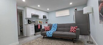 SERENE & MODERN 1BED SUITE + CLOSE TO AIRPORT