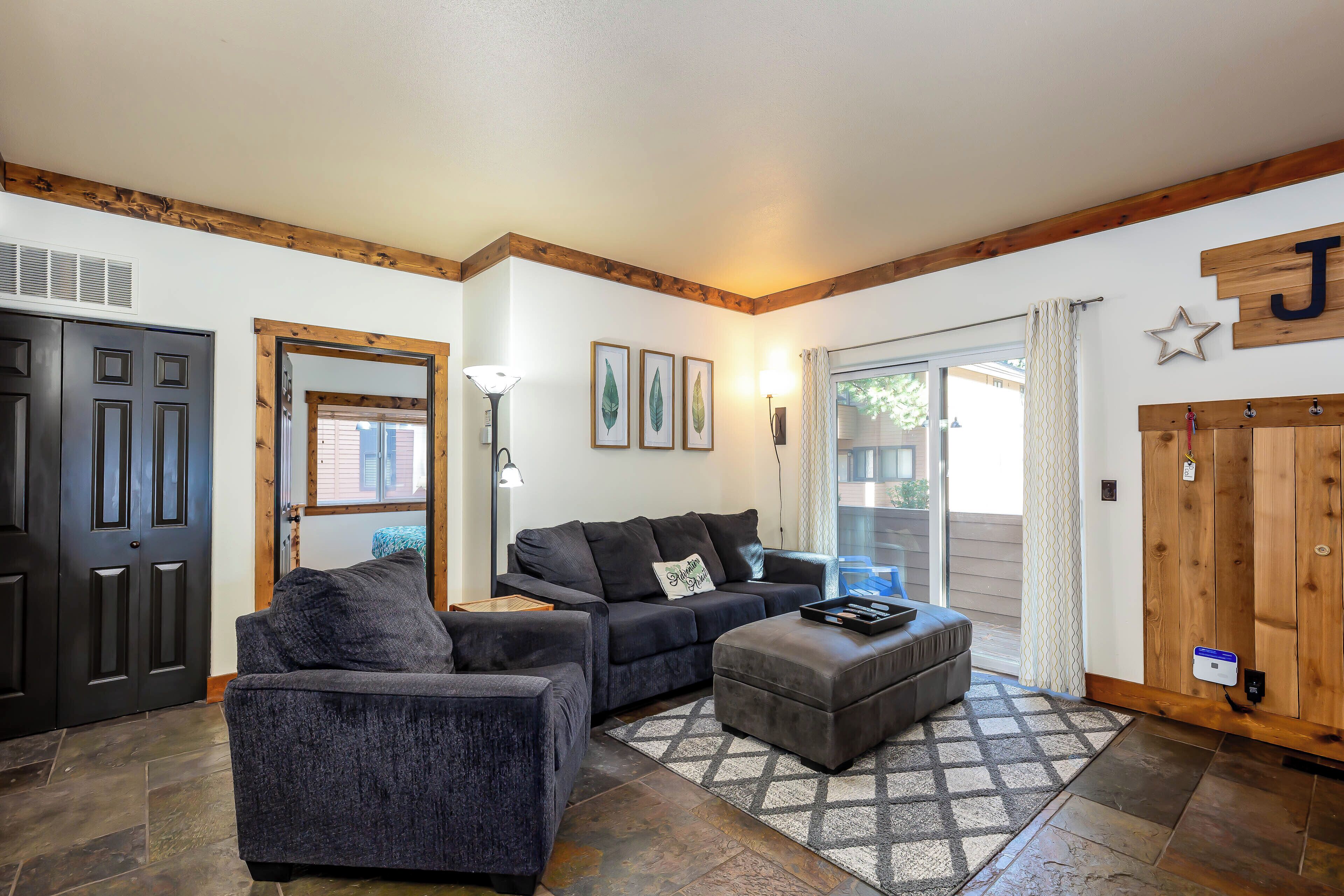 Smart TV, DVD player