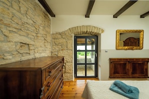 4 bedrooms, internet