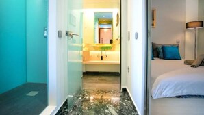 1 Schlafzimmer, Bügeleisen/Bügelbrett, Bettwäsche