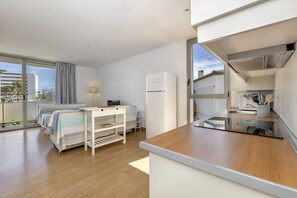 3 chambres, fer et planche à repasser, lit parapluie, Wi-Fi gratuit