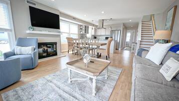 Townhome, 3 Bedrooms | Living room