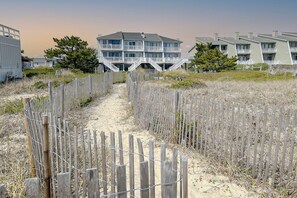 Exterior - A Long Walk by Sea Scape Properties (Wrightsville Beach)