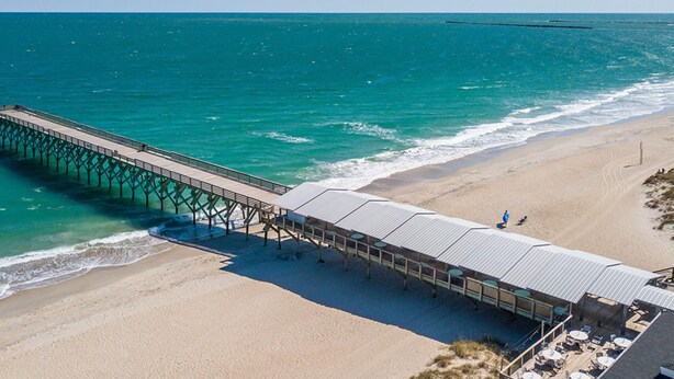 On the beach - A Short Walk by Sea Scape Properties (Wrightsville Beach)