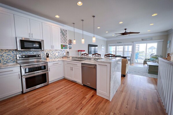 Duplex, 5 Bedrooms | Private kitchen
