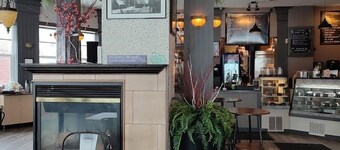 The Roses Heritage Inn