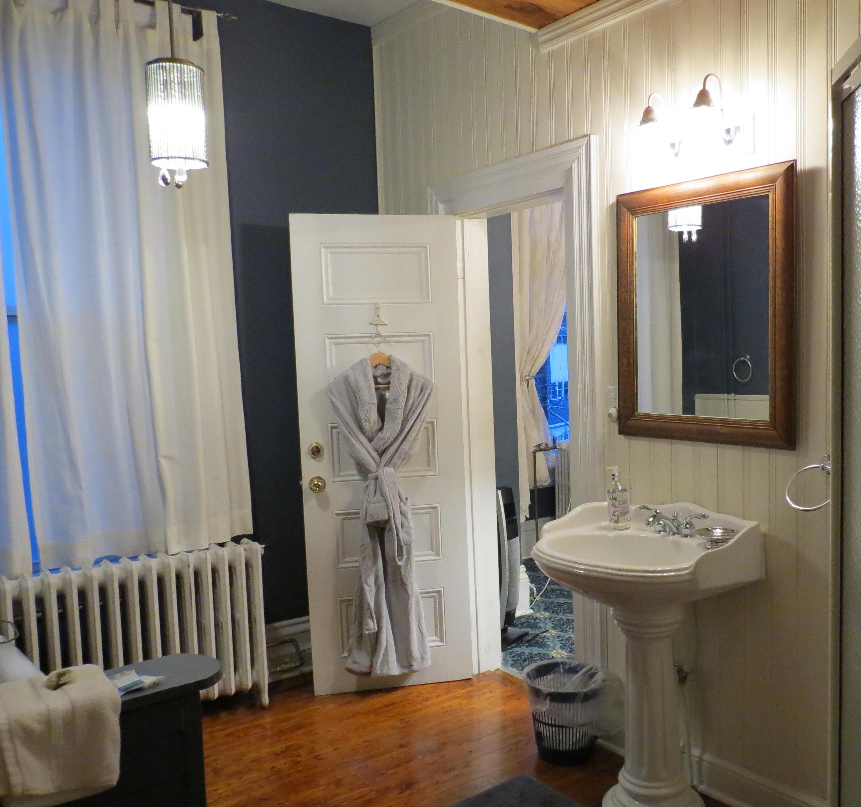 Photo - The Roses Heritage Inn