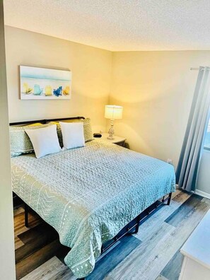 2 chambres, bureau, fer et planche à repasser, Wi-Fi gratuit