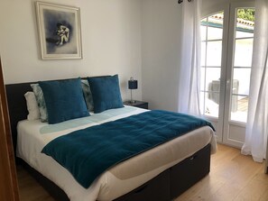 4 habitaciones, tabla de planchar con plancha y wifi gratis 