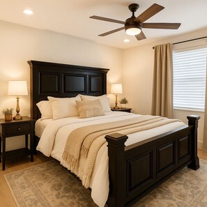 6 slaapkamers, een bureau, een strijkplank/strijkijzer, reisbedje