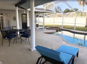 Piscine extérieure, piscine chauffée