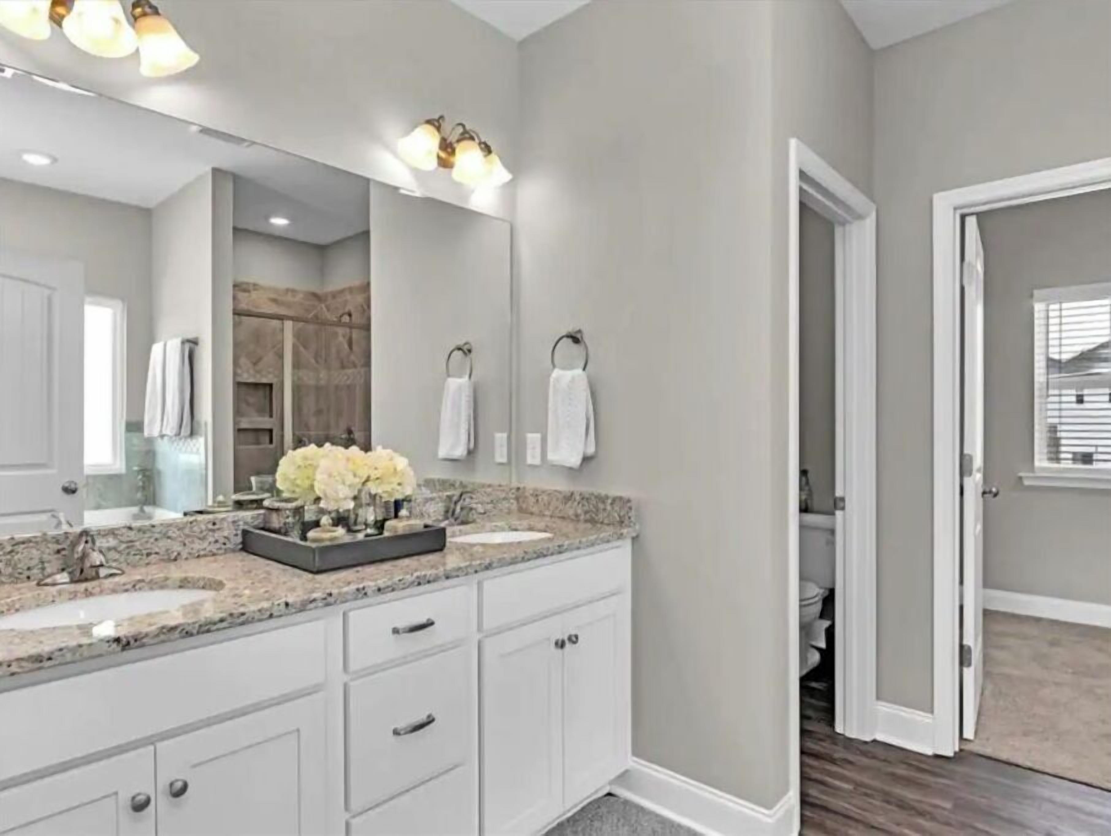 Combined shower/tub, hair dryer, towels, soap