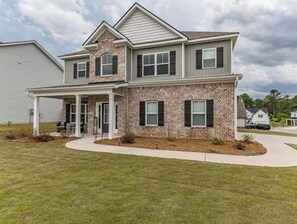 Exterior - Upscale Luxury 4 bed 2.5 bath Near I20, August National & FT. Gordon (Augusta)