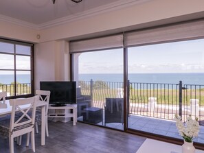 Cottage | Interior - Pentire House (Deal)