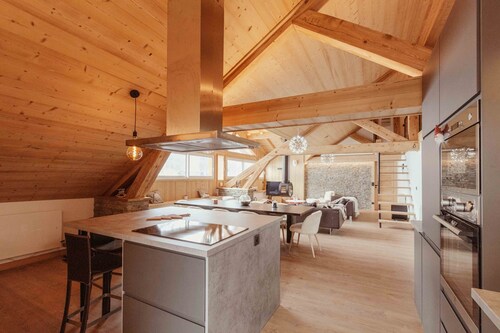 Chalet Kabane, NEW, at the foot of the slopes and garage
