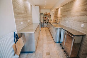 Unclassified image, 2 of 15, button - House for 14 people 5 bedrooms luxury facilities (Saint-Germain-des-Champs)