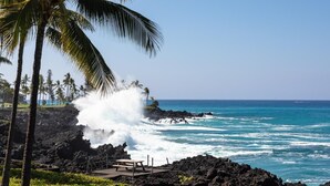 Unclassified image, 5 of 15, button - Keauhou Kona Surf and Racquet Club 1 202 (Kailua-Kona)