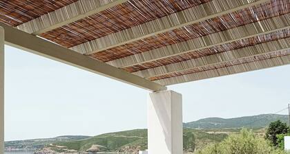 "Vassiliki Residence Skyros Island - house on the Aegean Sea