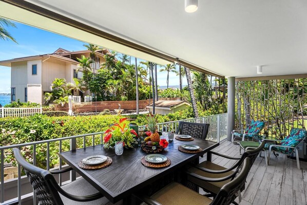 Condo, Multiple Beds (Alii Villas#127) | Outdoor dining