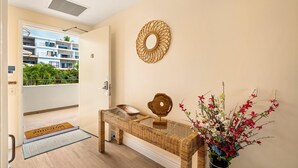 Apartment, Mehrere Betten (Royal Seacliff#406) | Innenbereich