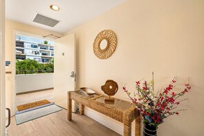 Condo, nhiều giường (Royal Seacliff #406) | Nội thất