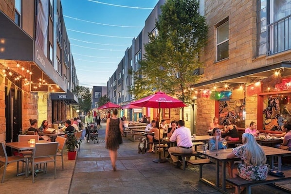 Outdoor dining