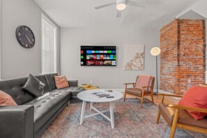 Smart TV, videojuegos, libros y oficina 