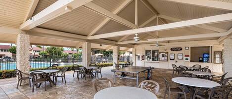 Condo, Multiple Beds (Keauhou Kona Surf and Racquet Club 2 ) | Outdoor dining