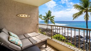 Unclassified image, 2 of 60, button - Kona Reef#d26 (Kailua-Kona)