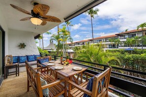 Condo, 1 King Bed with Sofa bed (Casa De Emdeko 210) | Outdoor dining - Casa De Emdeko 210 (Kailua-Kona)